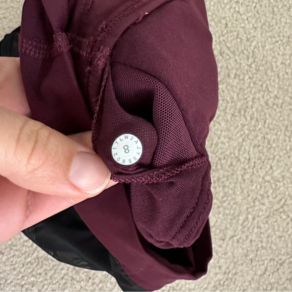 Lululemon high neck mesh sports bra - Picture 3 of 3